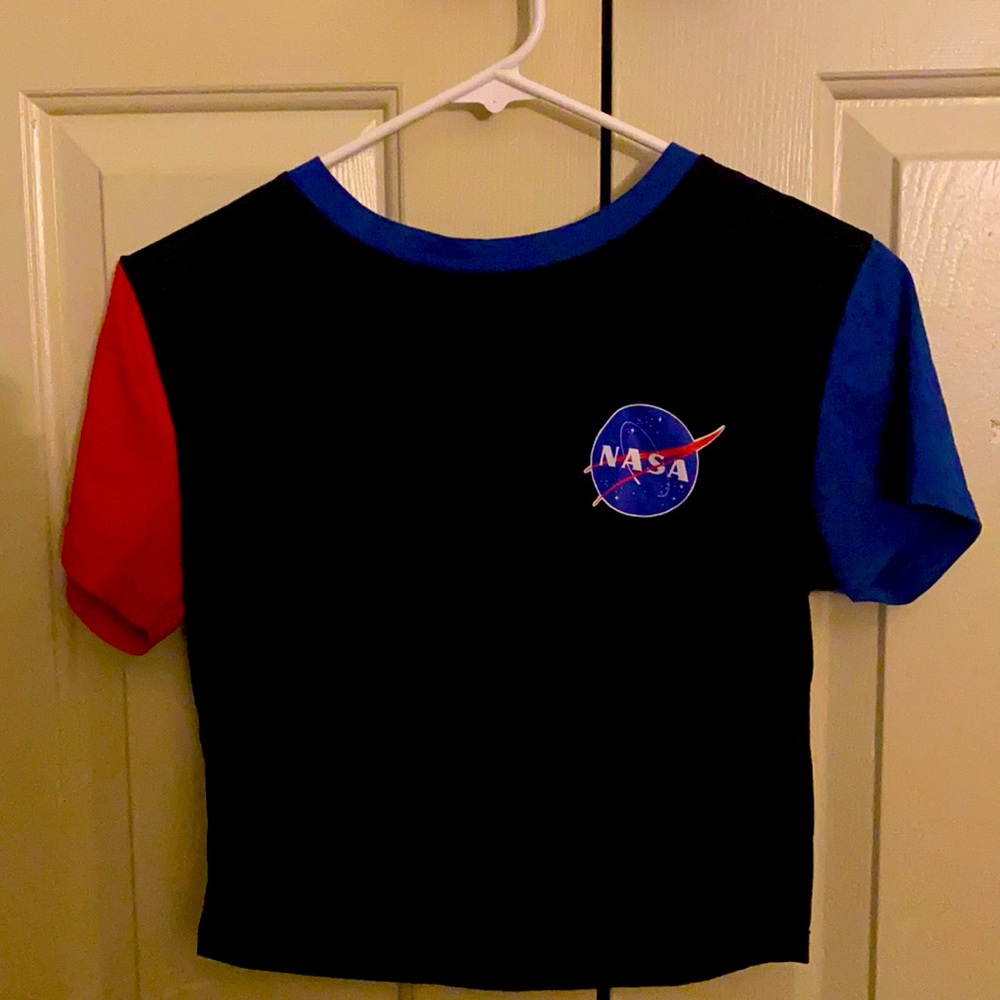 Nasa Color Blocked Cropped Tee